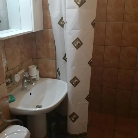 Gara Dinu