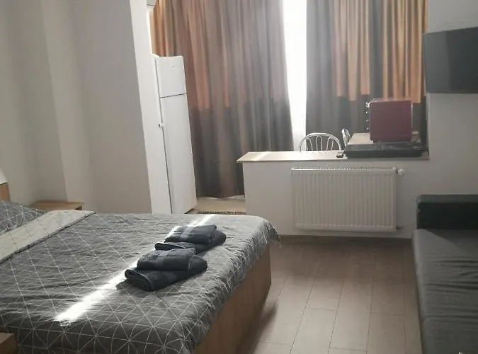 Appartement Gara Dinu *